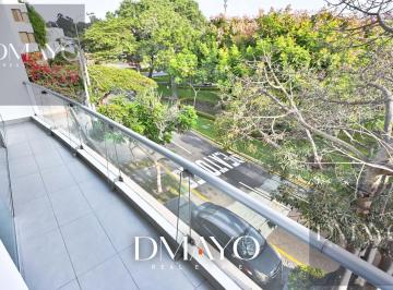 Departamento · 121m² · 3 Dormitorios · 2 Estacionamientos · Venta Departamento Frente a Parque - 3er Piso Sin Ascensor, Amplio Balcón, 2 Cocheras, San Isidro