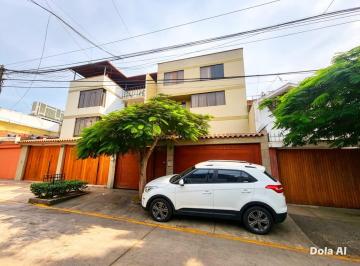 Casa de 9 habitaciones, Lima · Vendo Linda Casa Santiago de Surco Zona Centrica Cerca a Estacion