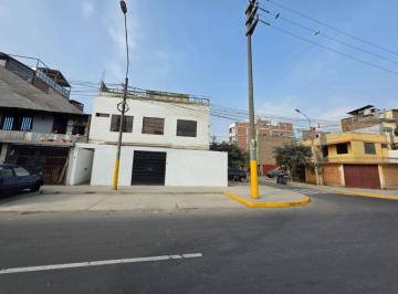 Local comercial , Lima · Se Alquila Local Comercial en Esquina con 7 Estacionamientos en Ate