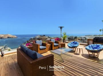Casa · 350m² · 6 Dormitorios · 4 Estacionamientos · Casa en Club Náutico Poseidón Pucusana