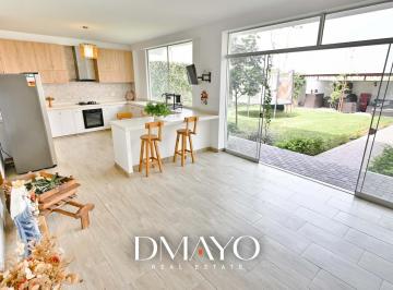 Casa de campo · 600m² · 4 Dormitorios · 4 Estacionamientos · Casa de Campo - Cieneguilla - Amplios Espacios - Jardín - Espectacular Vista Al Valle.