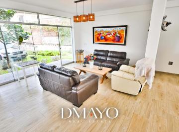 Casa de campo · 600m² · 3 Dormitorios · 4 Estacionamientos · Moderna Casa de Campo en Cieneguilla con Amplios Espacios, Jardín y Espectacular Vista Al Valle.