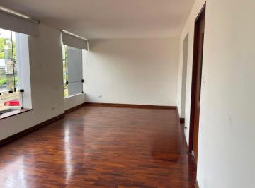 Departamento · 101ha · 3 Dormitorios · 1 Estacionamiento · San Borja – Venta Departamento de 101 m² con Vista Exterior y Cochera en Chacarilla