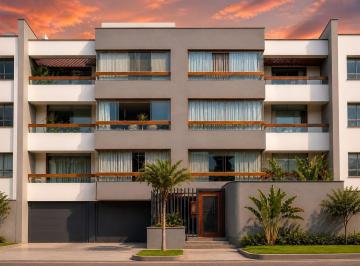 Departamento · 250m² · 4 Dormitorios · 2 Estacionamientos · Departamento a La Venta en Santiago de Surco