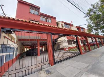 Departamento · 100m² · 3 Dormitorios · 1 Estacionamiento · Departamento en La Molina