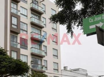 Departamento · 110m² · 3 Dormitorios · 2 Estacionamientos · Departamento Duplex