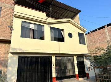 Casa de 9 habitaciones, Lima · Vendo Amplia Casa de 245.49 m² Comonidad y Conford en Sjm