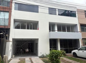 Departamento de 3 habitaciones Alquiler S/ 4,500 · Alquilo Lindo Dpto en Surco en La Urb La Alborada, 130 m², 3dorms, 2baños, 2do Piso, Cochera, Ocasion