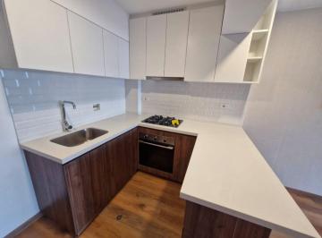 Departamento de 2 habitaciones, Lima · * Estreno $700 Usd, 60 M, aramburu Vista Calle, 2Dorm., cochera