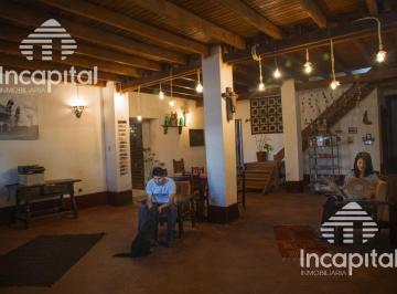 Hotel · 600m² · 19 Dormitorios · 1 Estacionamiento · Venta de Hospedaje con Vista Panorámica en Santa Ana, Ayacucho