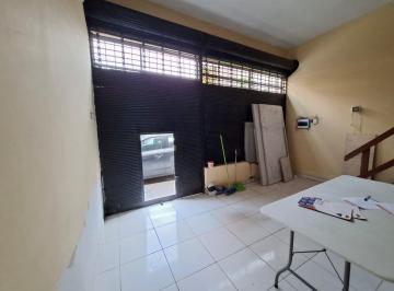 Local comercial · 46m² · ¡Local Comercial en Alquiler – Surco! Ubicación Estratégica a un Paso del Mercado San Roque