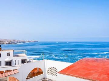 Casa · 264m² · 8 Dormitorios · Venta Casa de Playa 308 m² 8habs Vista Al Parque y Al Mar, a un Paso de Pico Alto