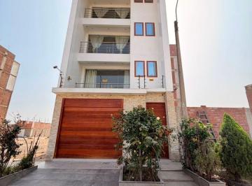 Casa de 6 habitaciones, Lima · Venta de Casa en Carabayllo