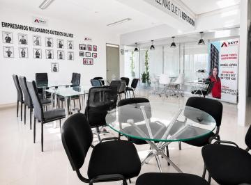 Local comercial , Arequipa · Oficinas en Alquiler + 2 Estacionamientos en Av Ejercito