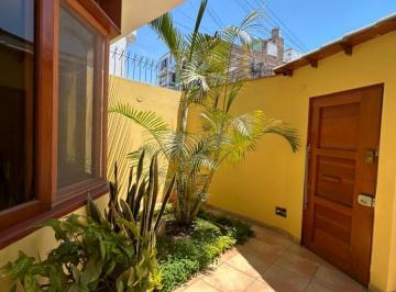 Casa de 5 habitaciones, Lima · Venta de Amplia Casa de 3 Pisos con Excelente Potencial de Inversión – Santiago de Surco