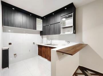 Departamento de 3 habitaciones, Lima · Alquiler 3 Dorm., 2 Baños, Segundo Piso, Bulgaria
