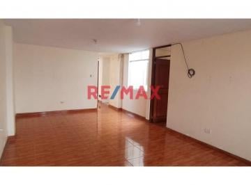 Departamento de 4 habitaciones, Lima · Venta de Amplio Departamento en Los Olivos
