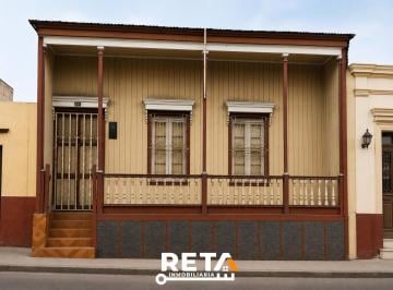 Casa · 185m² · 3 Dormitorios · Casa en Mollendo