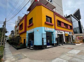 Departamento de 8 habitaciones, Lima · Se Vende 2do Piso Mas Aires en Excelente Esquina Trinidad Moran con Av Arenales en Lince Frente a T