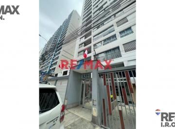 Departamento · 65m² · 2 Dormitorios · 1 Estacionamiento · Moderno Departamento de 65 m² en Venta en Pueblo Libre con Cochera