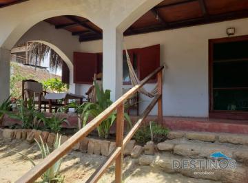 Casa de 4 habitaciones, Talara · Casa con Gran Terreno de 2,500 m² en Vichayito | Ideal Para Hotel Boutique o Condominio de Playa