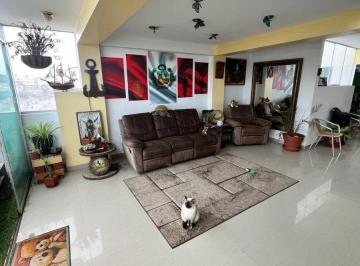 Departamento · 200ha · 4 Dormitorios · 1 Estacionamiento · Venta de Duplex Frente Al Mar - Lurin
