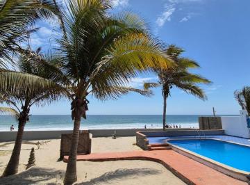 Casa de 4 habitaciones, Talara · Casa Frente Al Mar en Máncora con Potencial Turístico | Piscina | 1,106 m² de Terreno | Us$659,000