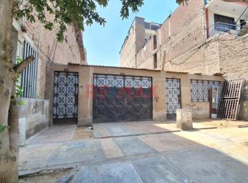 Terreno / Lote · 200m² · Casa Como Terreno en San Hilarion, San Juan de Lurigancho