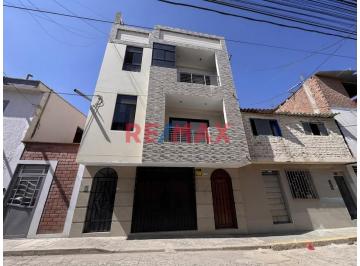 Departamento · 70m² · 2 Dormitorios · Departamento en Alquiler 70 m² - 4to Piso - en Centro de Chiclayo (Q. Rojas)