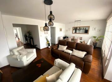 Departamento · 135m² · 3 Dormitorios · 2 Estacionamientos · San Isidro – Venta Departamento de 135 m² + 2 Cocheras en El Olivar