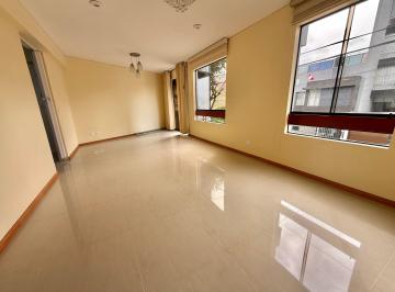 Departamento de 3 habitaciones, Lima · Alquilo Lindo Dpto. Remodelado en Surco! (A Pasos de Centro Comercial Chacarilla)