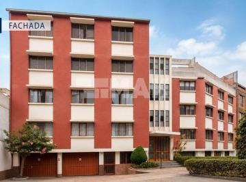 Departamento de 2 habitaciones, Lima · Venta de Departamento en Barranco, Límite con Miraflores | 98 m² | Primer Piso | Estacionamiento