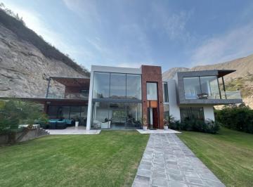 Casa de campo de 8 habitaciones, Lima · Venta Casa de Campo Condominio La Quebrada - Cieneguilla