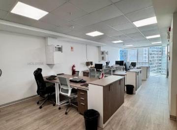 Oficina comercial · 171m² · 4 Dormitorios · 4 Estacionamientos · Oficina en Venta