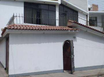 Terreno / Lote · 200m² · Casa en Venta en Ancón, Vista Al Mar, de 320 m² Para Hospedaaje