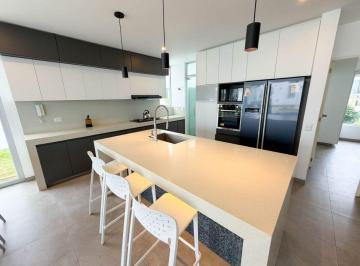 Casa de playa de 4 habitaciones, Cañete · Casa en Condominio Mallorca con 2 Piscinas