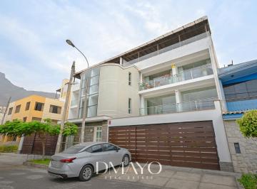 Departamento · 157m² · 3 Dormitorios · 1 Estacionamiento · Departamento Primer y Segundo Piso en Venta La Molina Alt Cdra 20 Av Los Fresnos
