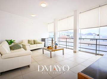 Casa · 386m² · 6 Dormitorios · 6 Estacionamientos · Exclusiva Casa de Playa en Santa María del Mar – Vista Al Mar y Piscina
