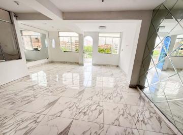 Departamento de 4 habitaciones, Lima · Departamento Amplio de 4 Dorm. Frente a Parque – Santa Anita