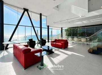 Casa · 502m² · 6 Dormitorios · 4 Estacionamientos · Casa de Playa en Venta — Club Náutico Poseidón, Pucusana