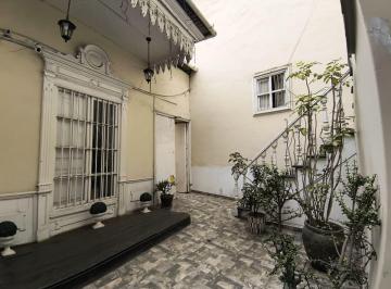 Casa de 4 habitaciones, Trujillo · Casona en Venta, Jirón Orbegoso
