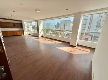Departamento de 4 habitaciones, Lima · Departamento Remodelado en Venta – del Llano Zapata, San Isidro