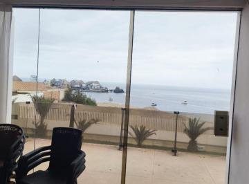 Casa de 6 habitaciones, Lima · ¡Vive Frente Al Mar! Casa Única en Esquina en Santa María del Mar