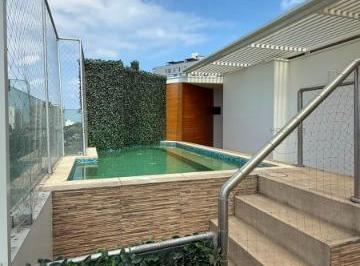 Departamento · 384m² · 4 Dormitorios · 2 Estacionamientos · Alquiler Duplex con Piscina Miraflores