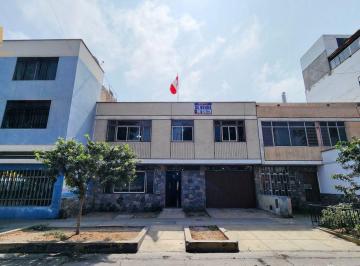 Casa de 8 habitaciones, Callao · Casa en Venta con Dos Frentes | Av Venezuela y Oropendolas - Bellavista | 299 m² | Parámetro Rdma (R5)