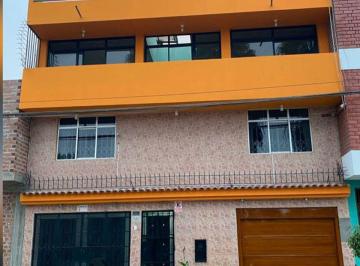 Casa de 8 habitaciones, Lima · Casa de 3 Niveles en Alquiler Frente Al Ipd Los Olivos, Amplios Espacios, Excelente Ubicación