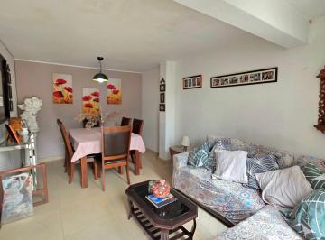 Departamento de 3 habitaciones, Lima · Lindo Dpto 1er Piso 150 m² 3Dorm. Frente Parque Cochera Precio Us$170,000