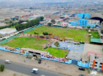 Terreno / Lote · 700m² · Terrenogran Terreno Comercial Cz de 14,508 m² en Av Trapiche – Comas