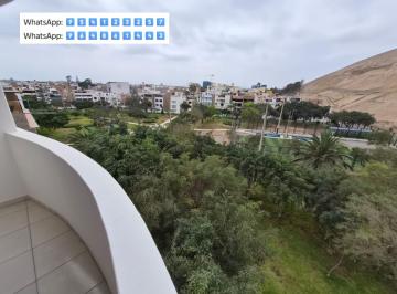 Habitación de 1 habitación, Lima · Habitación Independiente con Vista Al Parque Santa Rosa en Surco