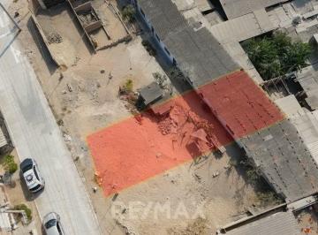 Terreno / Lote · 250m² · Terreno en Venta